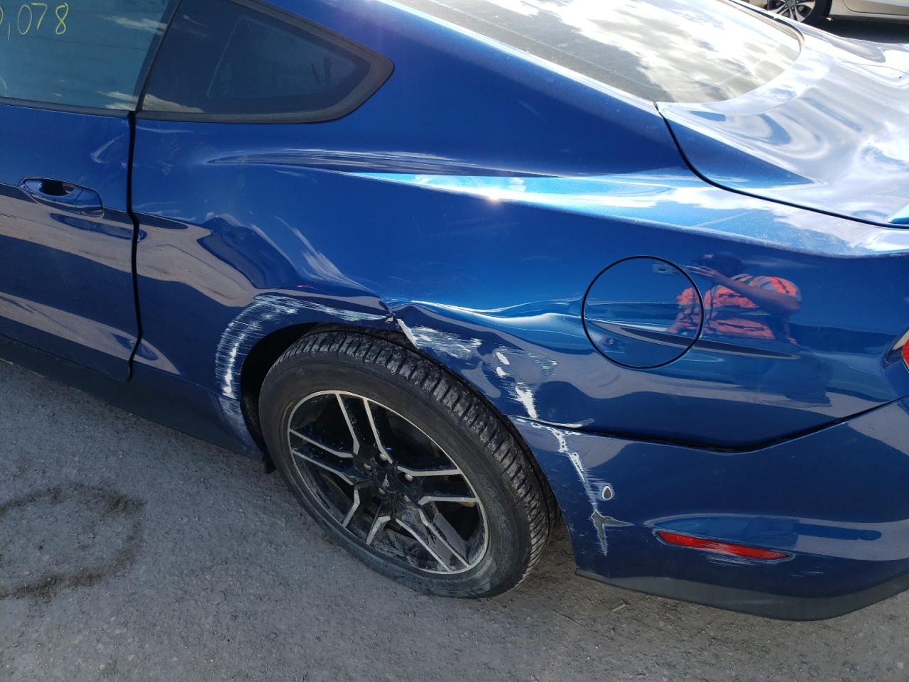 Photo 9 from auction – 2018 FORD MUSTANG with VIN 1FA6P8TH2J5179304