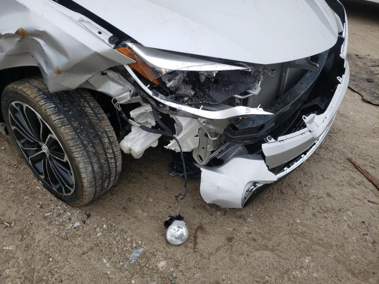 Photo 9 from auction – 2014 TOYOTA COROLLA L with VIN 5YFBURHE4EP094012