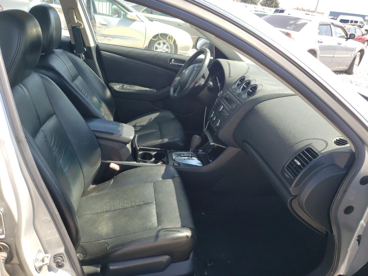 Photo 5 from auction – 2011 NISSAN ALTIMA with VIN 1N4AL2AP4BN515257