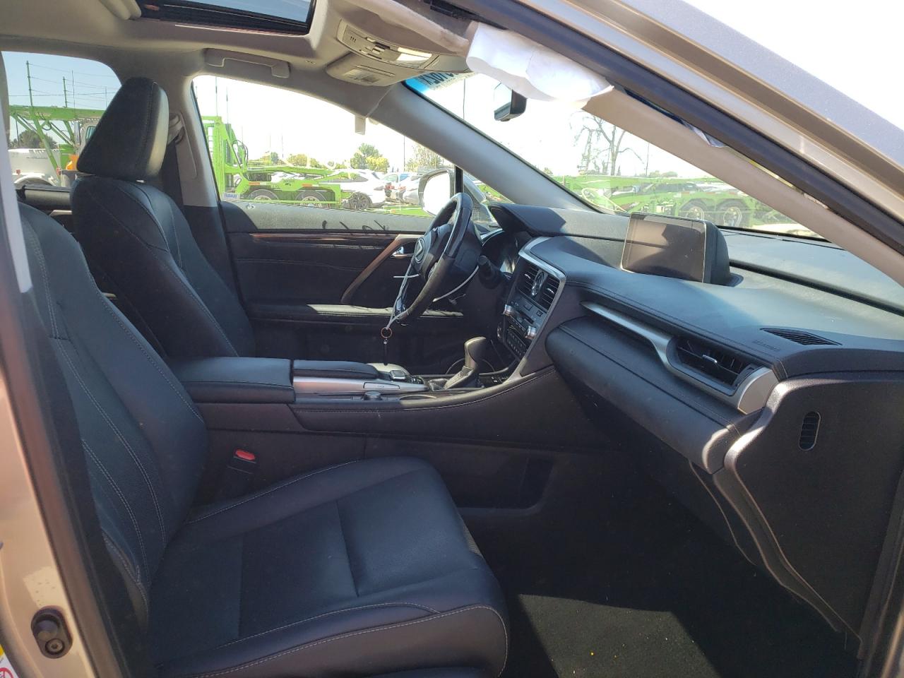 Photo 5 from auction – 2017 LEXUS RX 350 BAS with VIN 2T2ZZMCA7HC076000
