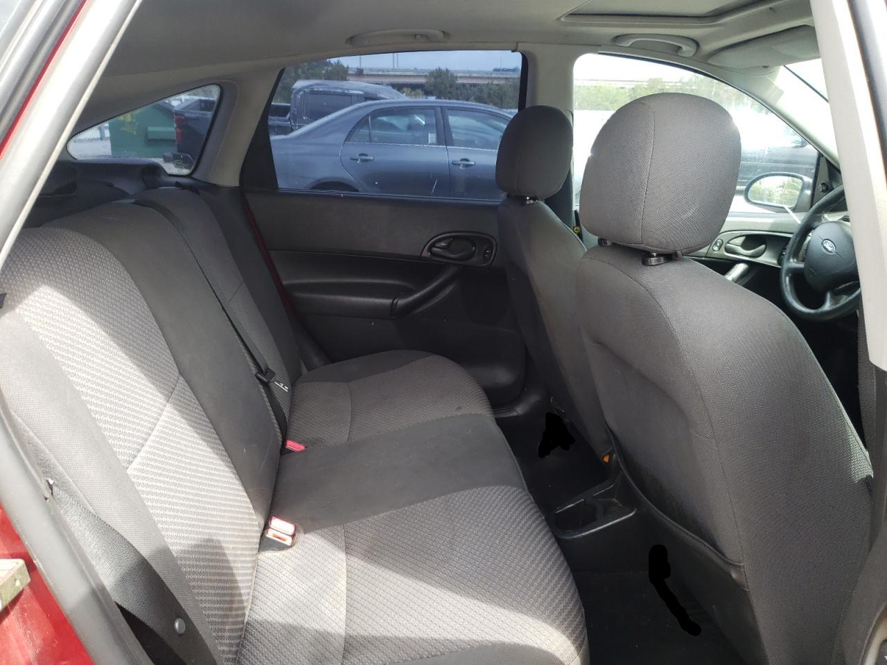 Photo 20 from auction – 2005 FORD FOCUS ZX5 with VIN 3FAFP37N35R145152