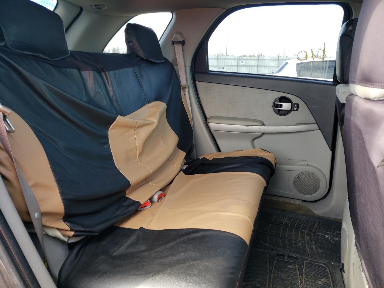 Photo 6 from auction – 2006 CHEVROLET EQUINOX LS with VIN 2CNDL23FX66022183