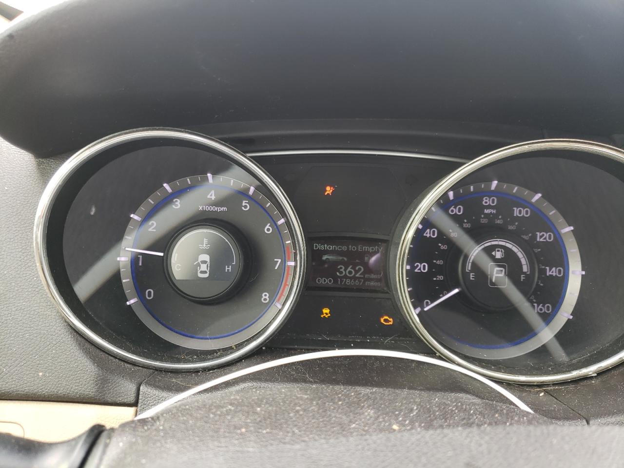 Photo 8 from auction – 2011 HYUNDAI SONATA GLS with VIN 5NPEB4AC3BH057055