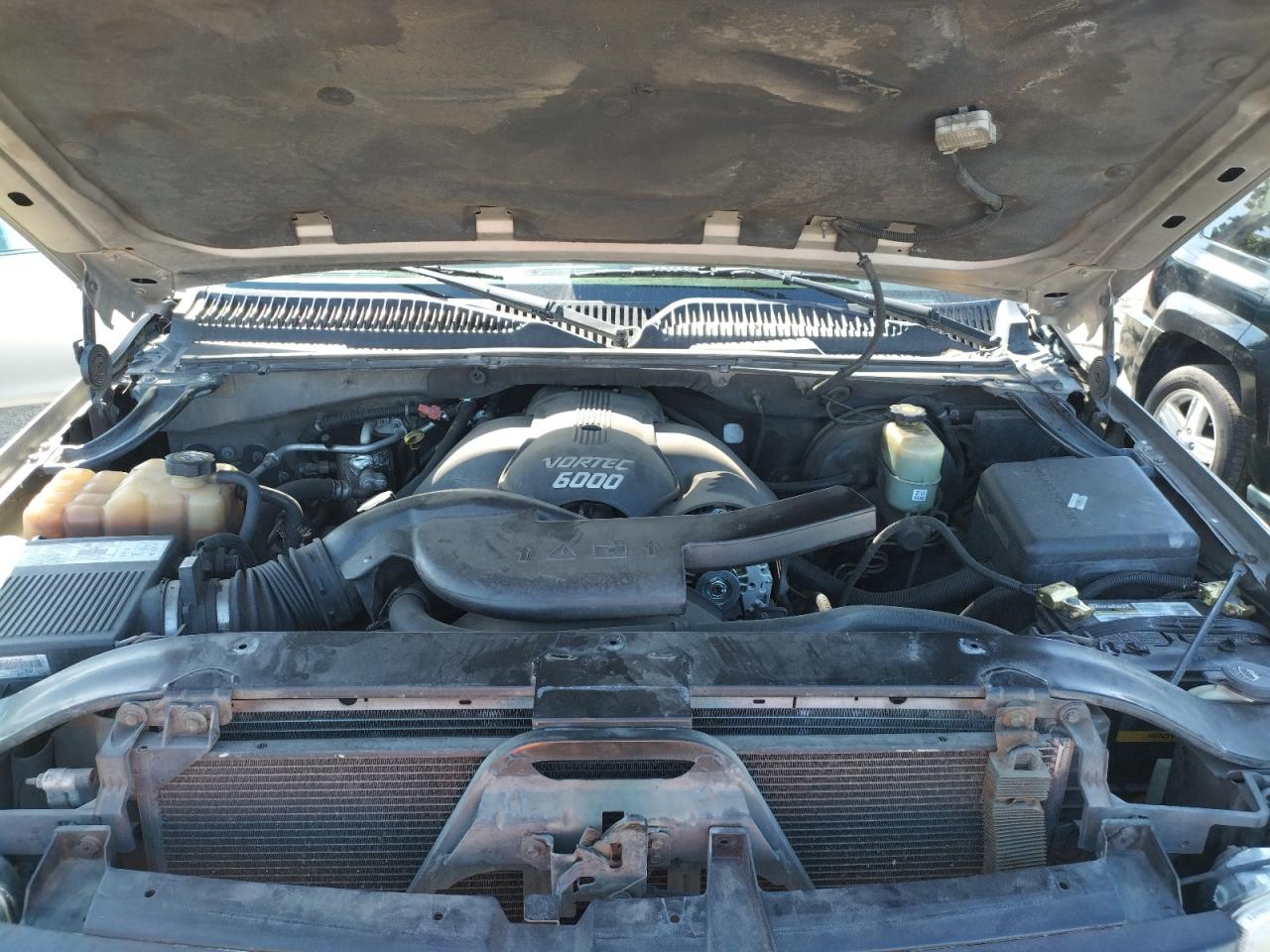 Photo 7 from auction – 2002 GMC DENALI with VIN 1GKEK63U52J168493