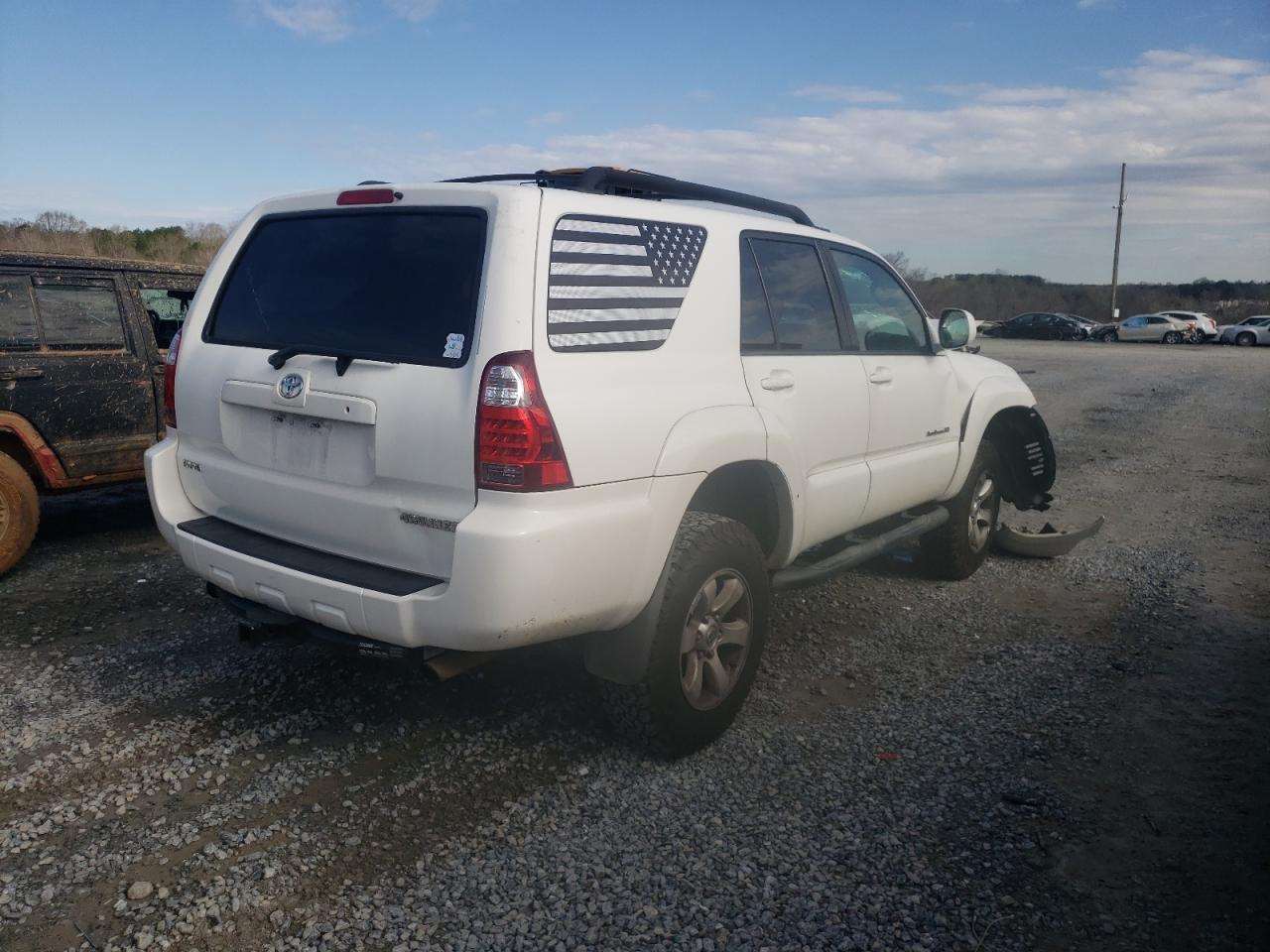 Photo 4 from auction – 2007 TOYOTA 4RUNNER SR with VIN JTEBU14RX70105808