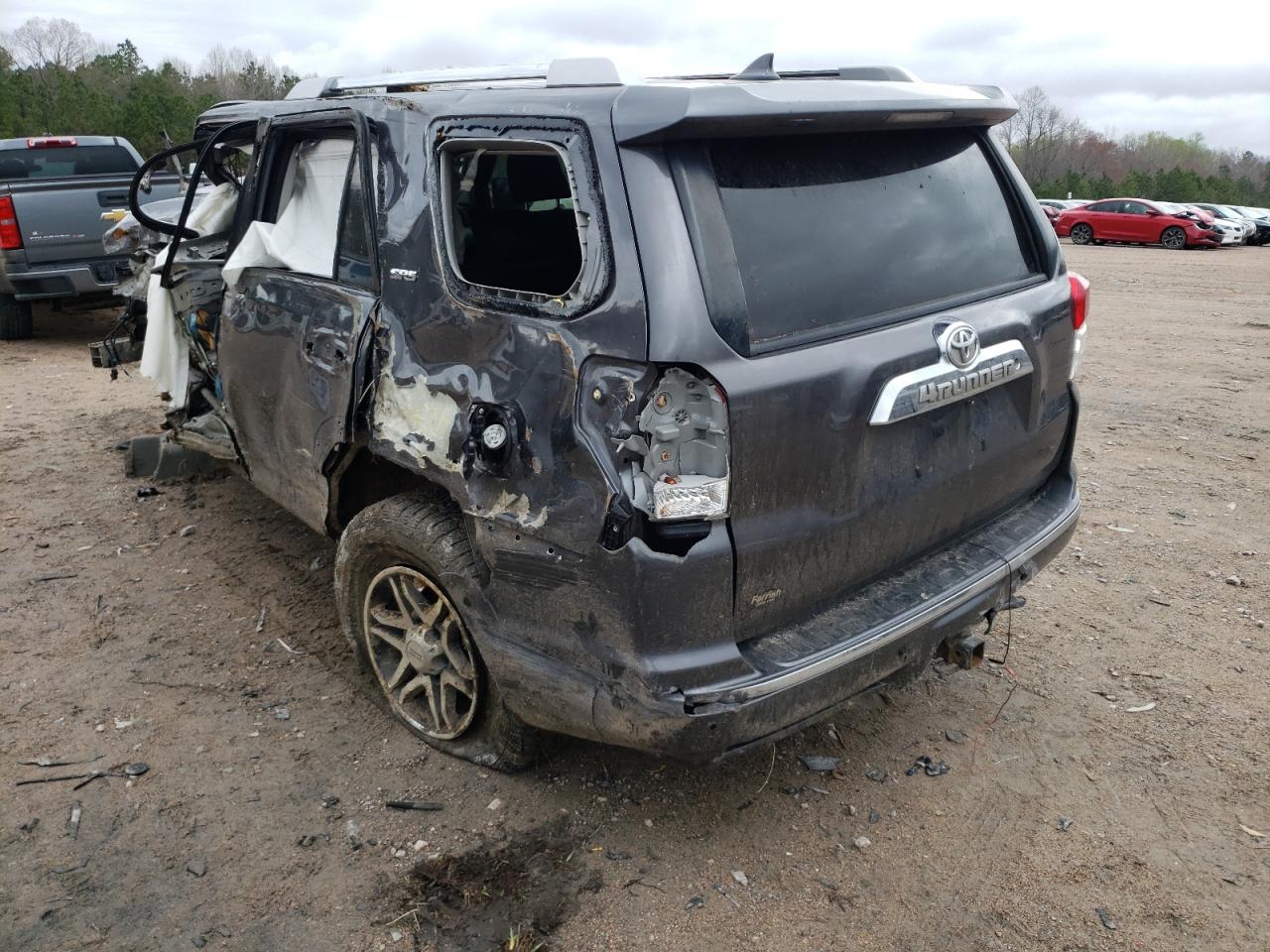 Photo 3 from auction – 2011 TOYOTA 4RUNNER SR with VIN JTEZU5JR7B5030703