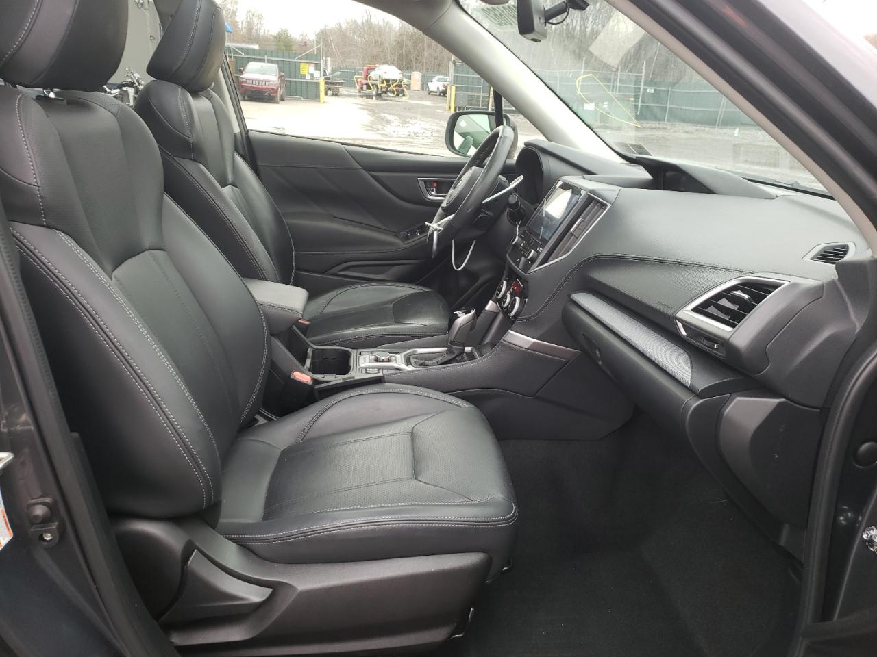 Photo 5 from auction – 2020 SUBARU FORESTER L with VIN JF2SKAUC8LH415281