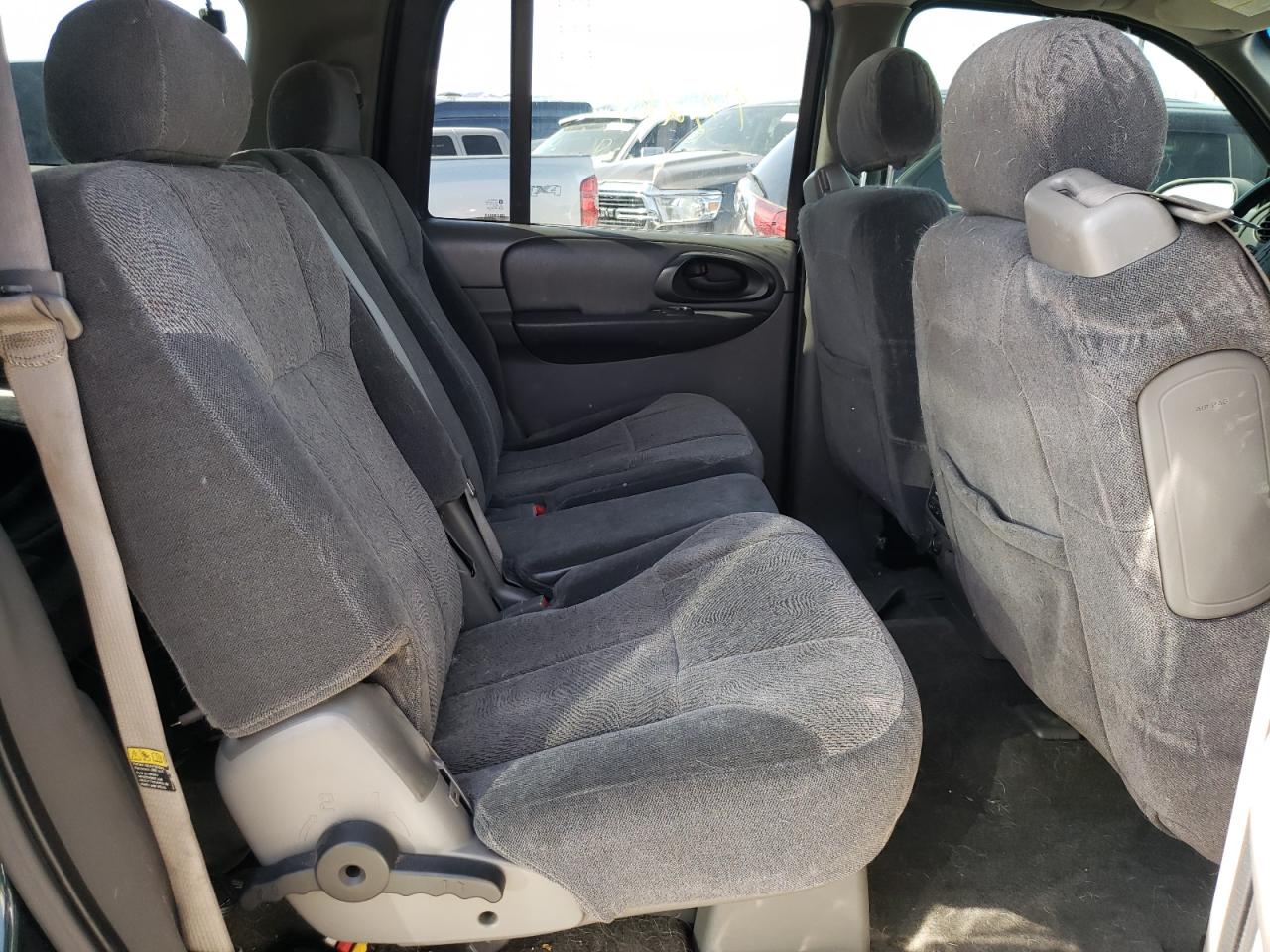 Photo 6 from auction – 2003 CHEVROLET TRAILBLAZE with VIN 1GNET16S936105298
