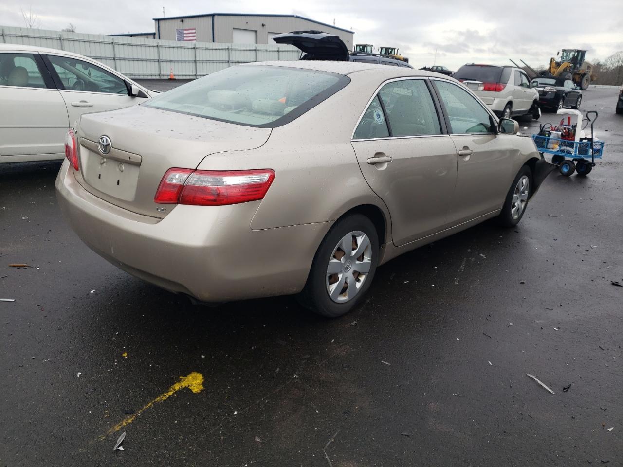 Photo 4 from auction – 2007 TOYOTA CAMRY CE with VIN 4T1BE46K07U722707