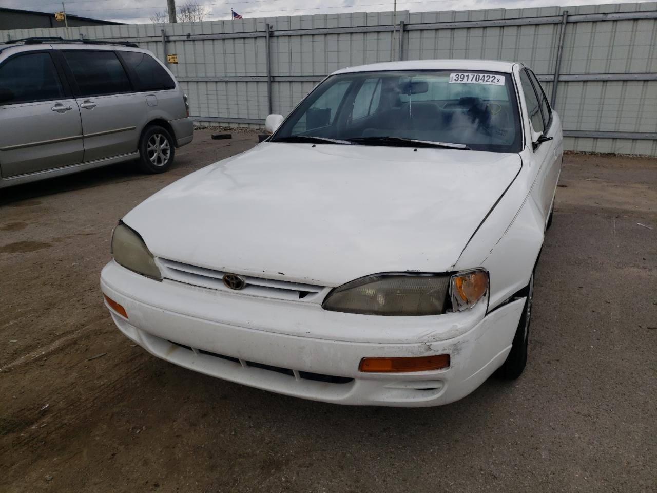 Photo 9 from auction – 1995 TOYOTA CAMRY LE with VIN 4T1SK12E8SU869857