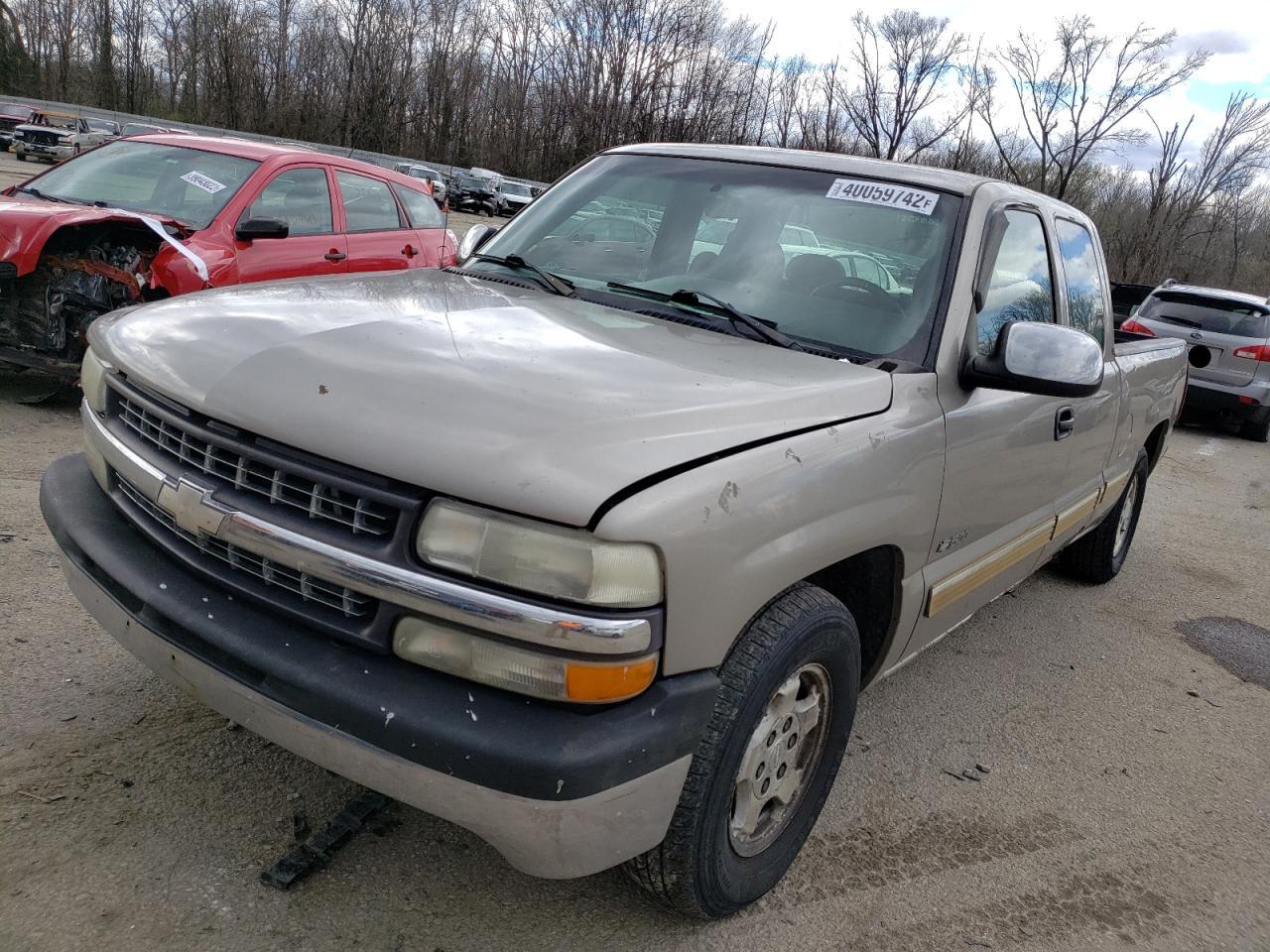 Photo 2 from auction – 2002 CHEVROLET SILVERADO with VIN 2GCEC19T821294626