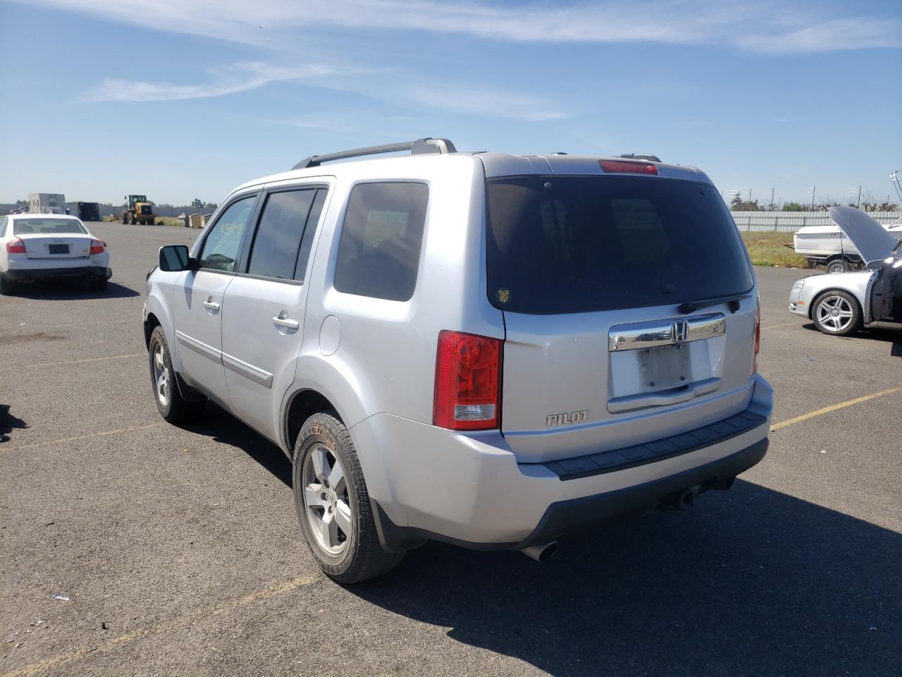 Photo 3 from auction – 2011 HONDA PILOT EXL with VIN 5FNYF3H67BB016776