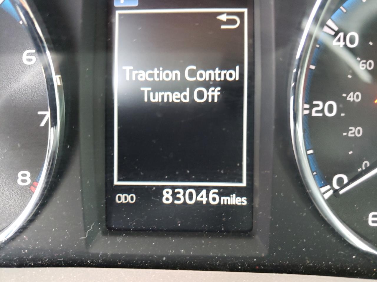 Photo 8 from auction – 2016 TOYOTA RAV4 XLE with VIN 2T3RFREV0GW410186