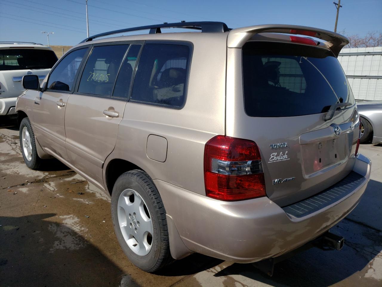 Photo 3 from auction – 2004 TOYOTA HIGHLANDER with VIN JTEEP21A340064264