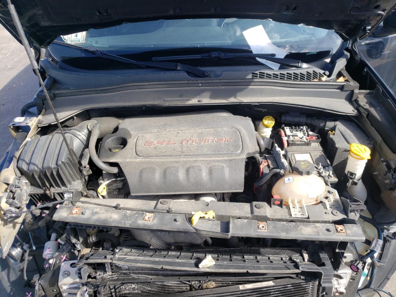 Photo 7 from auction – 2015 JEEP RENEGADE L with VIN ZACCJBBT2FPB94448