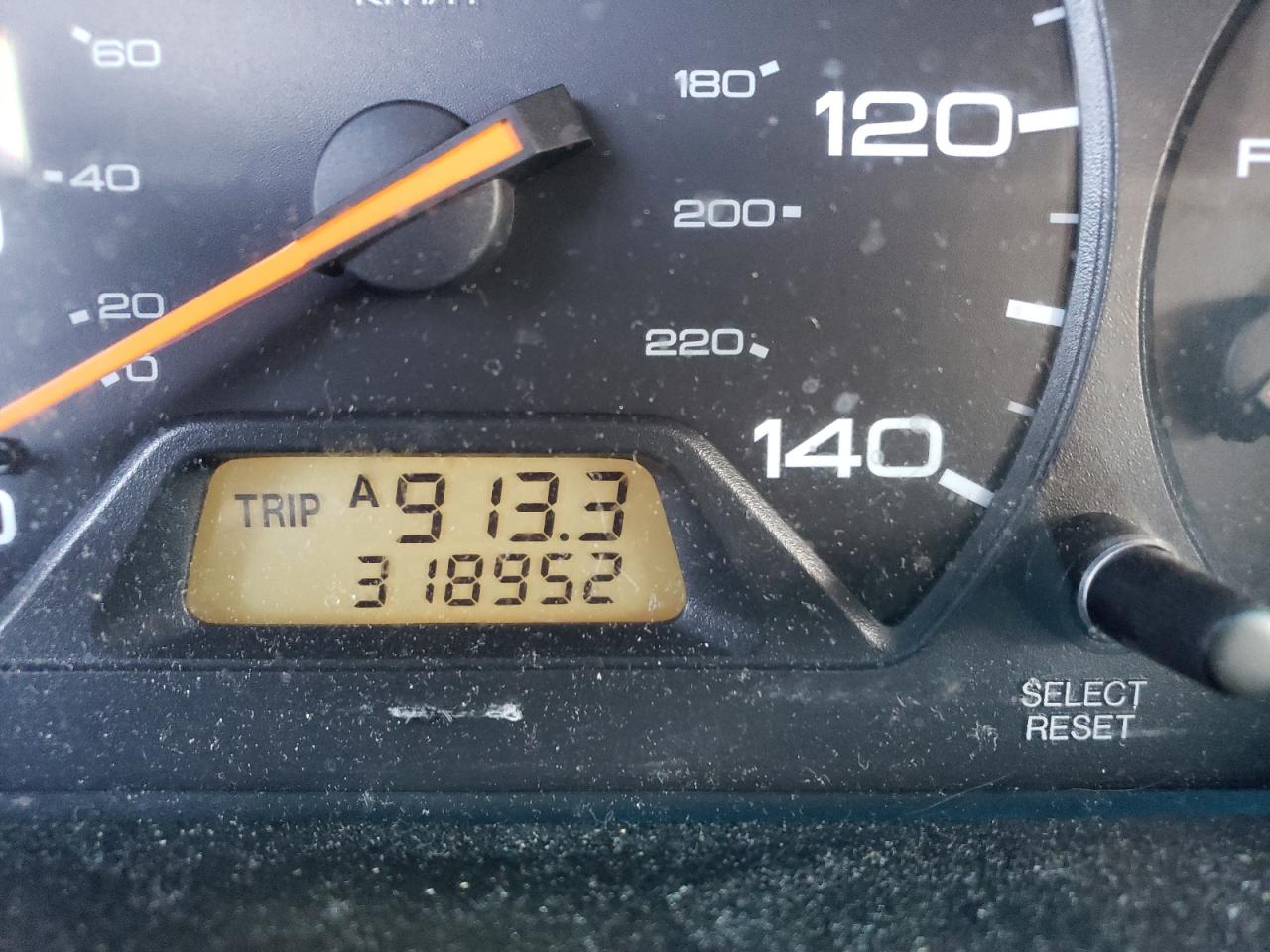 Photo 8 from auction – 2002 HONDA ODYSSEY with VIN 2HKRL18572H545283