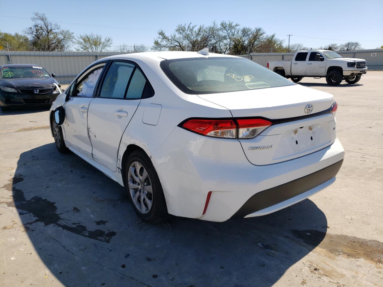 Photo 3 from auction – 2020 TOYOTA COROLLA LE with VIN JTDEPRAE7LJ034497