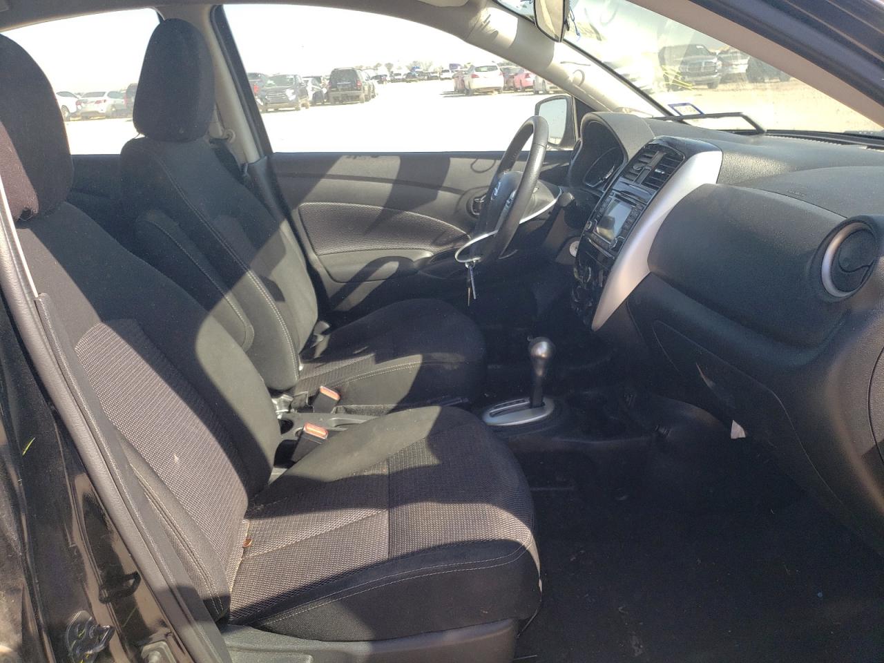 Photo 5 from auction – 2017 NISSAN VERSA S with VIN 3N1CN7AP1HL892053