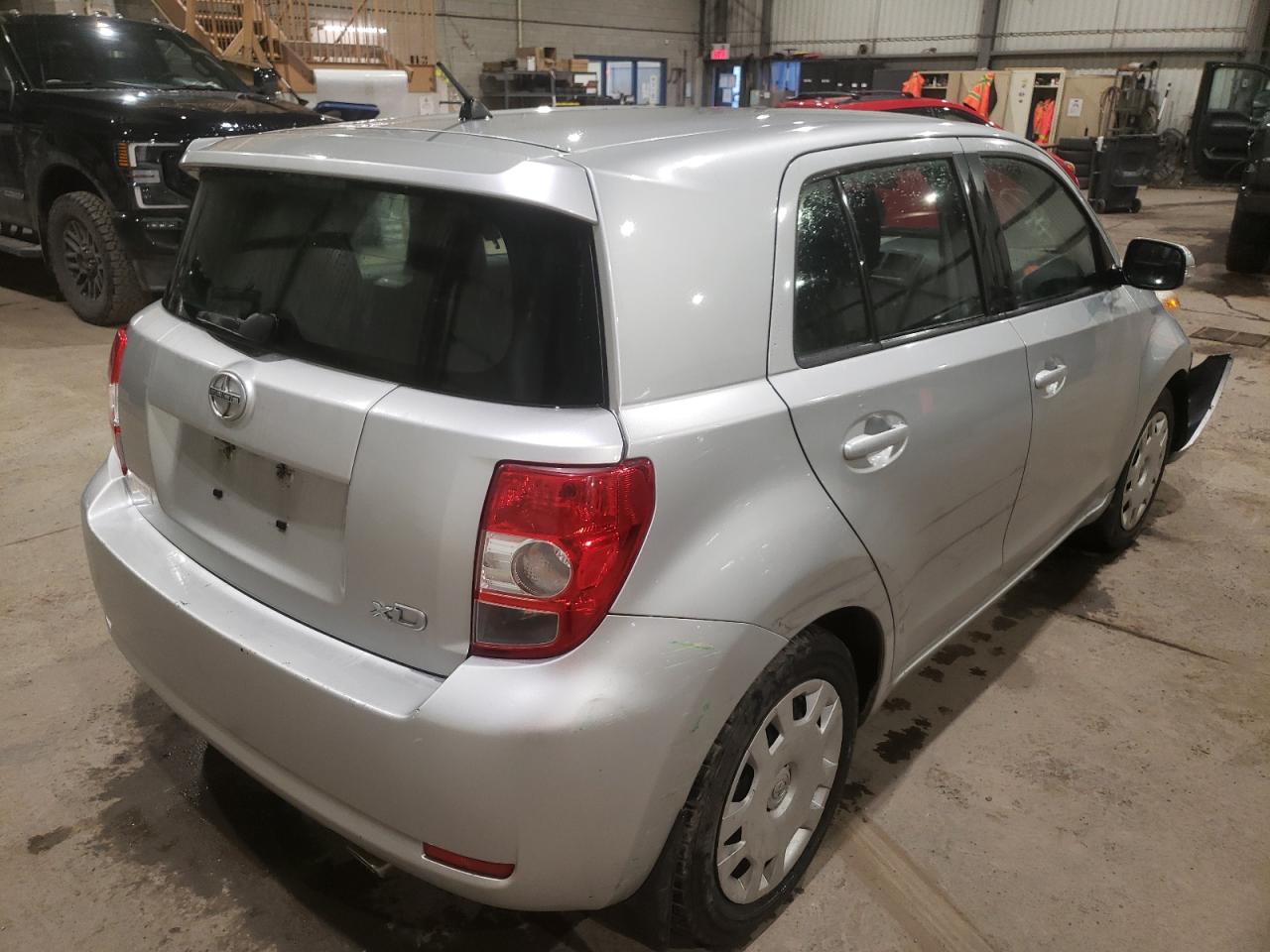 Photo 4 from auction – 2011 TOYOTA SCION XD with VIN JTKKU4B40B1007394