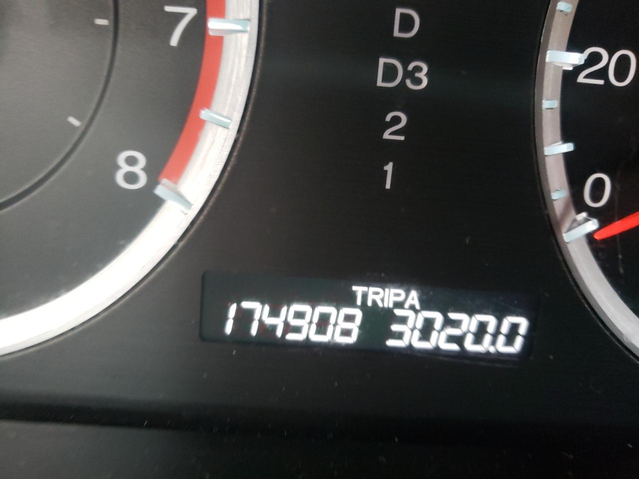 Photo 8 from auction – 2012 HONDA ACCORD EXL with VIN 1HGCP3F84CA006682