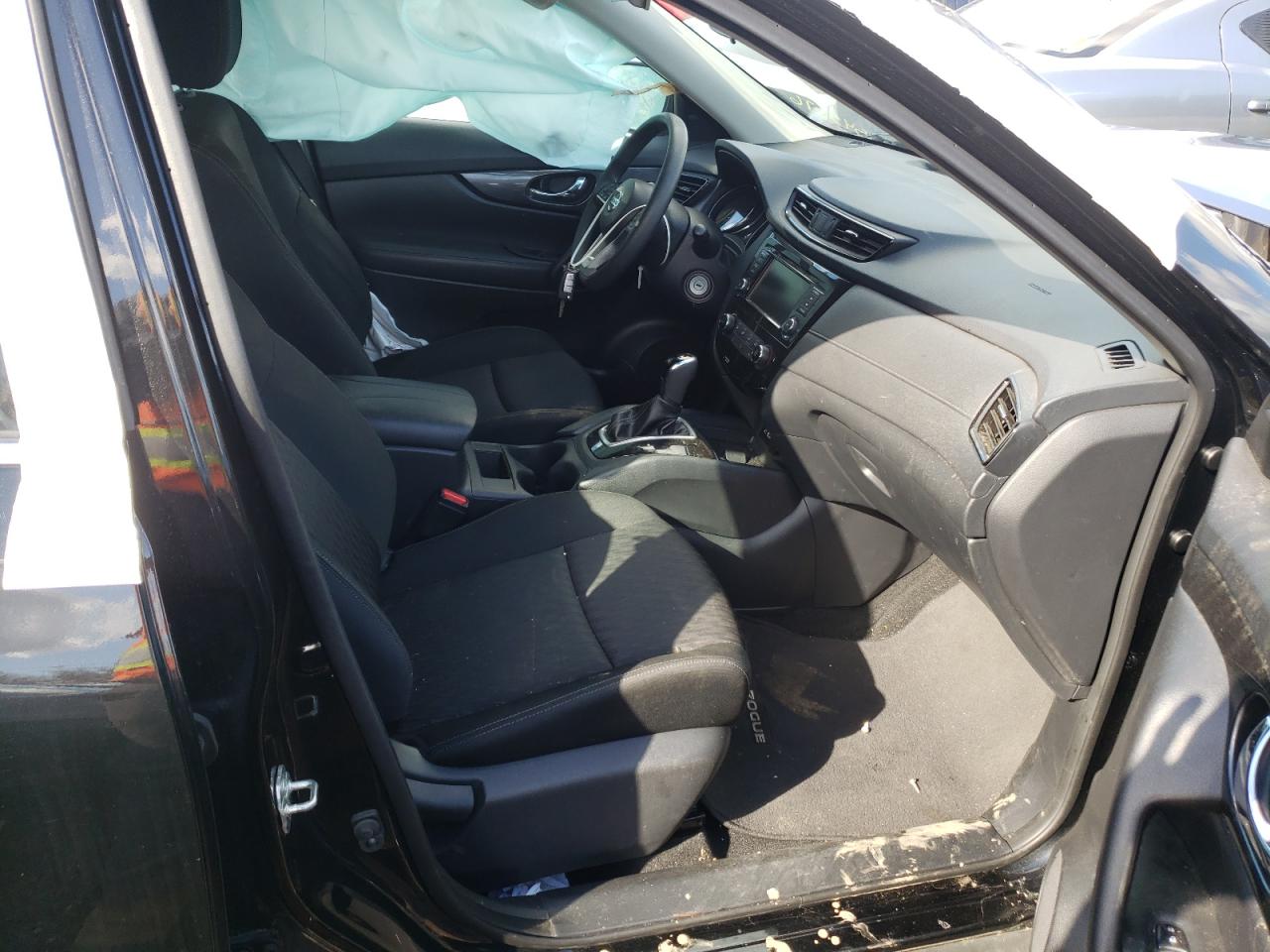 Photo 5 from auction – 2018 NISSAN ROGUE S with VIN KNMAT2MV8JP545076