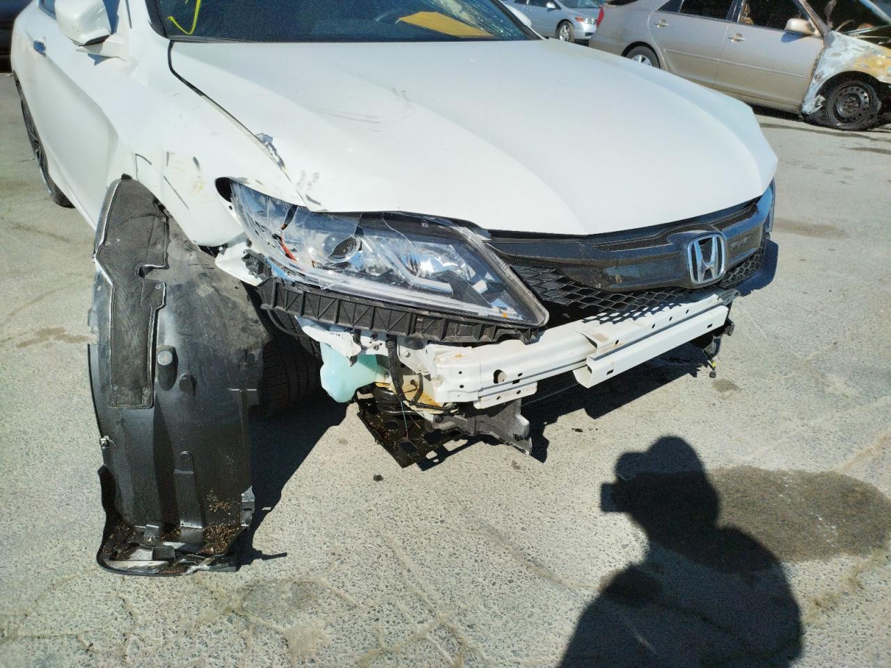 Photo 9 from auction – 2017 HONDA ACCORD EXL with VIN 1HGCT2B86HA004404