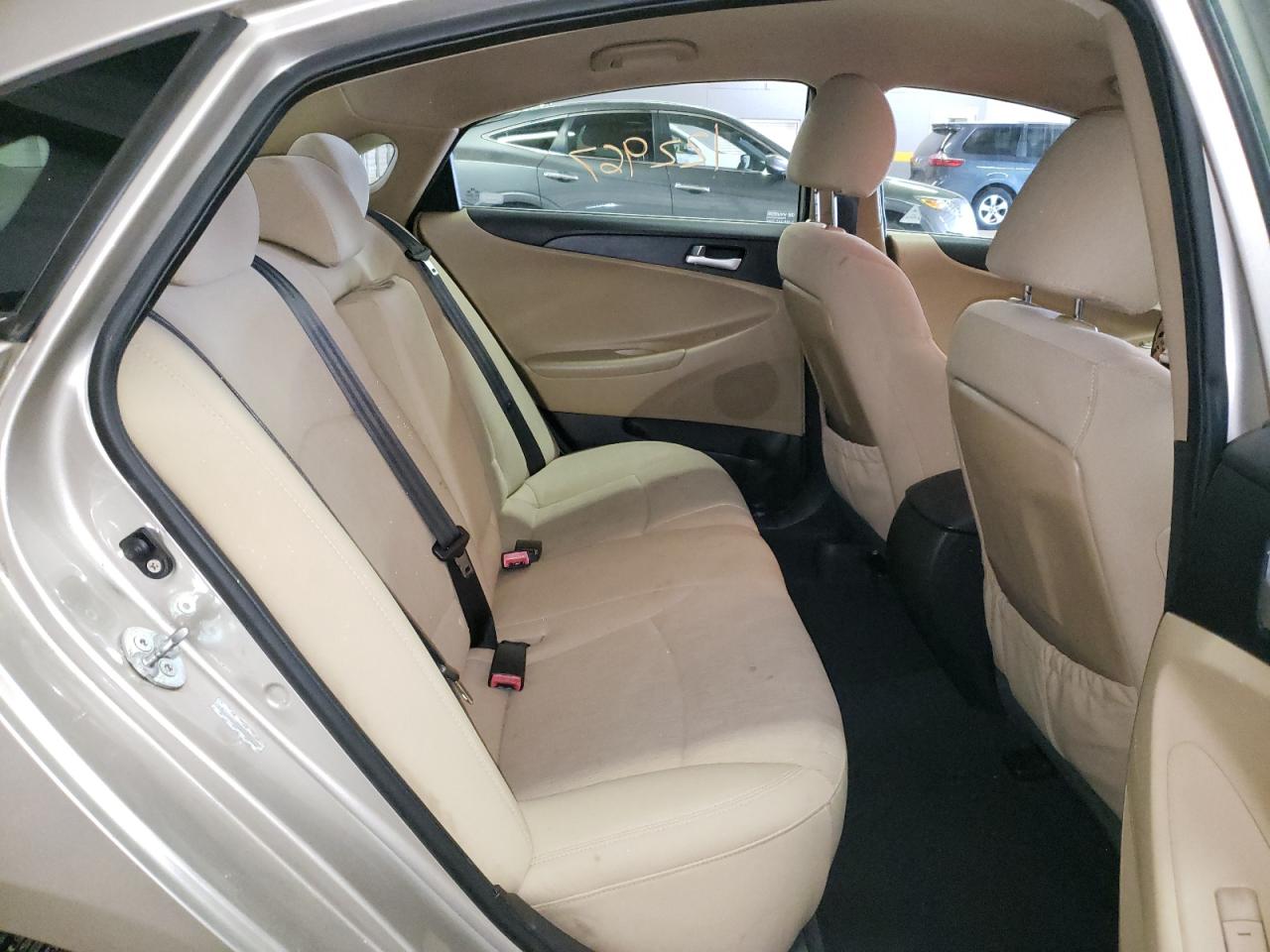 Photo 6 from auction – 2011 HYUNDAI SONATA GLS with VIN 5NPEB4AC5BH102867
