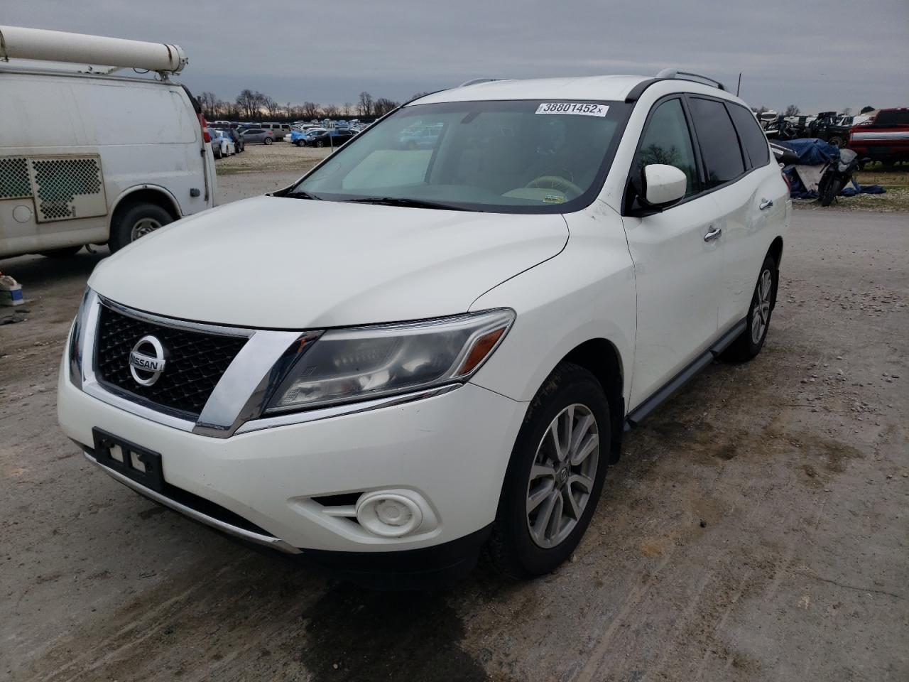 Photo 2 from auction – 2014 NISSAN PATHFINDER with VIN 5N1AR2MM3EC721157