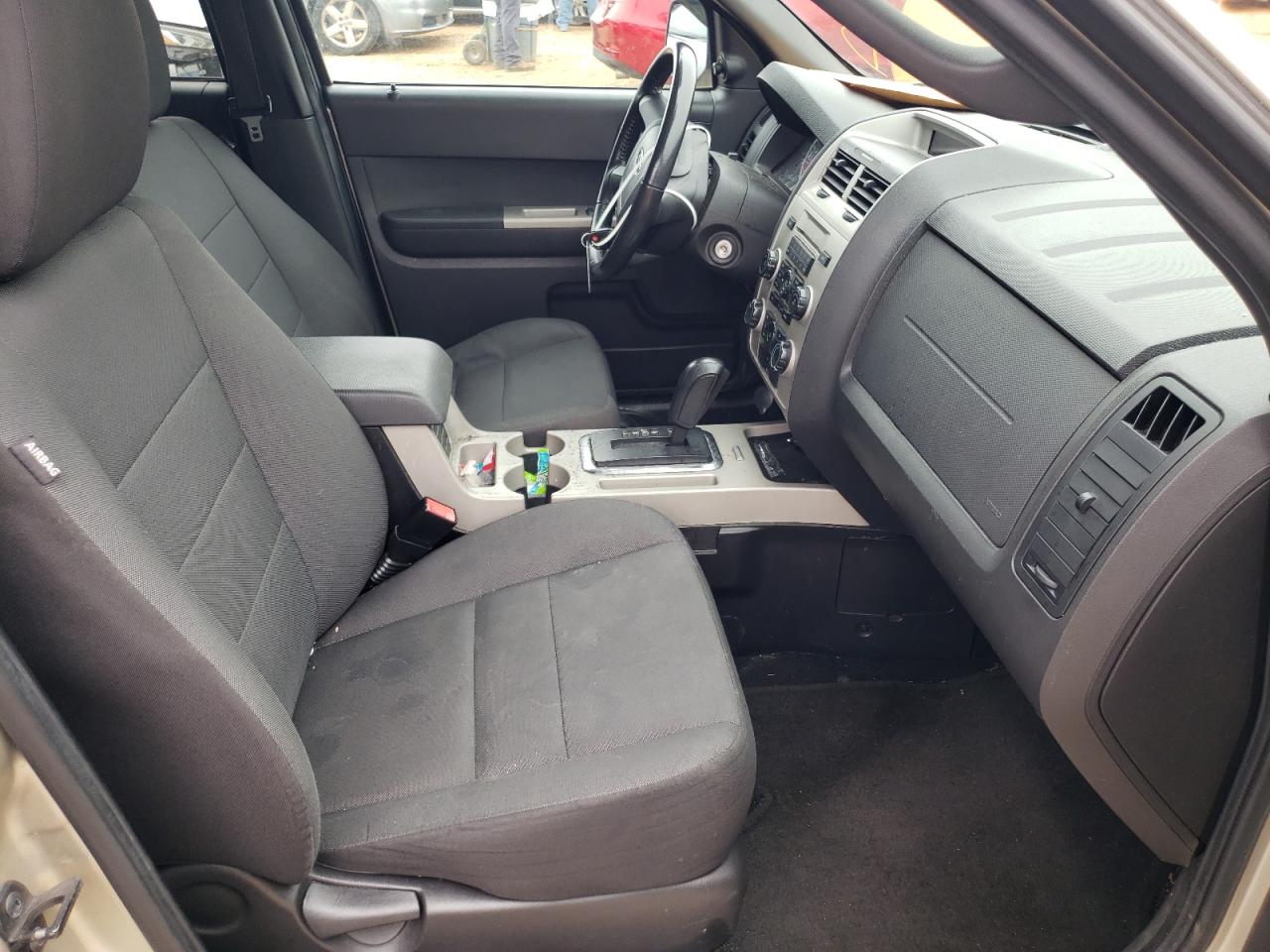 Photo 5 from auction – 2012 FORD ESCAPE XLT with VIN 1FMCU9DG1CKA07184