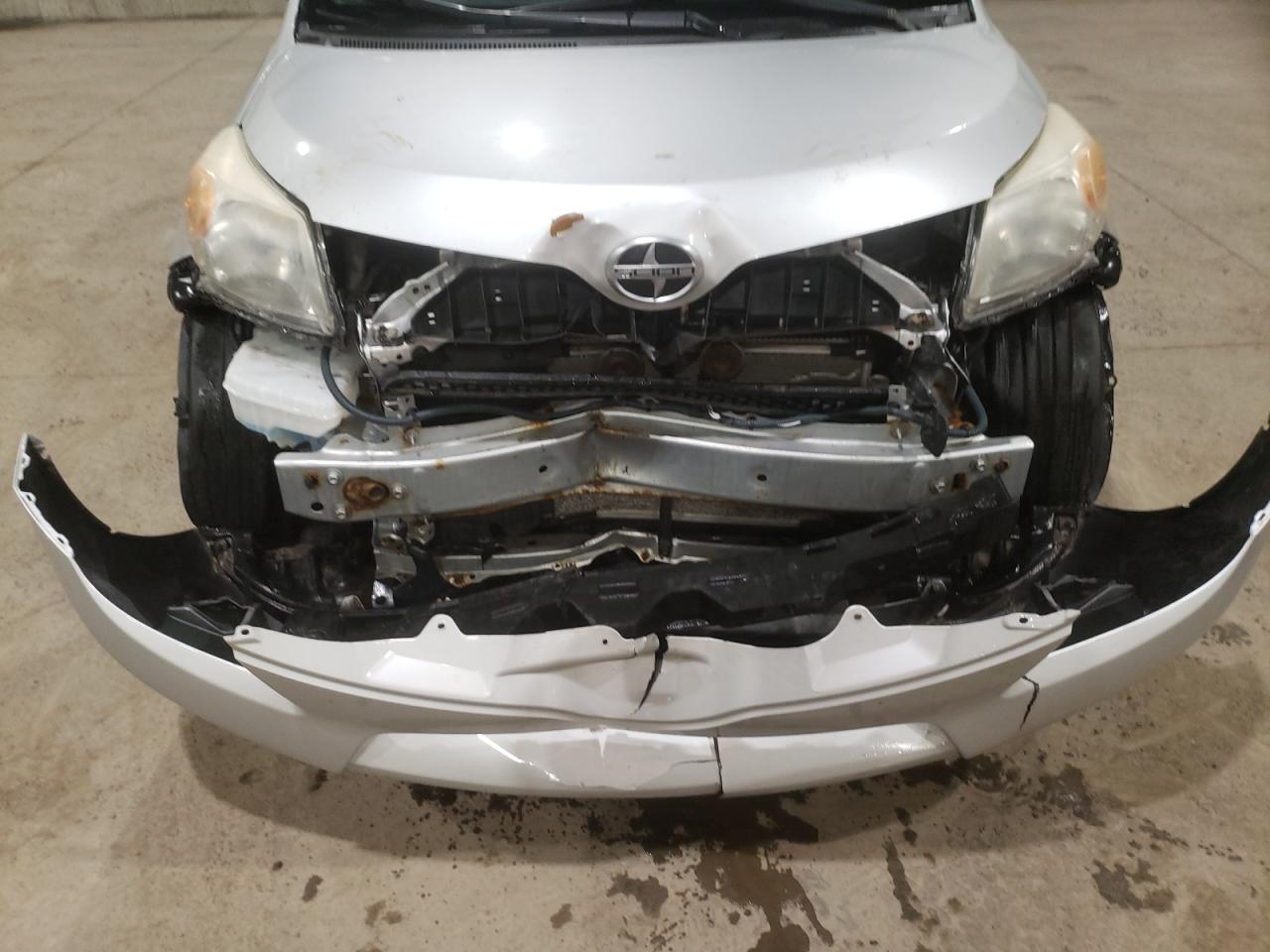 Photo 9 from auction – 2011 TOYOTA SCION XD with VIN JTKKU4B40B1007394