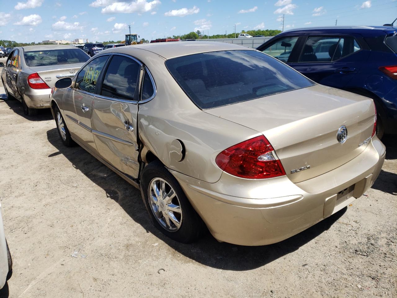 Photo 3 from auction – 2005 BUICK LACROSSE C with VIN 2G4WD532451213176