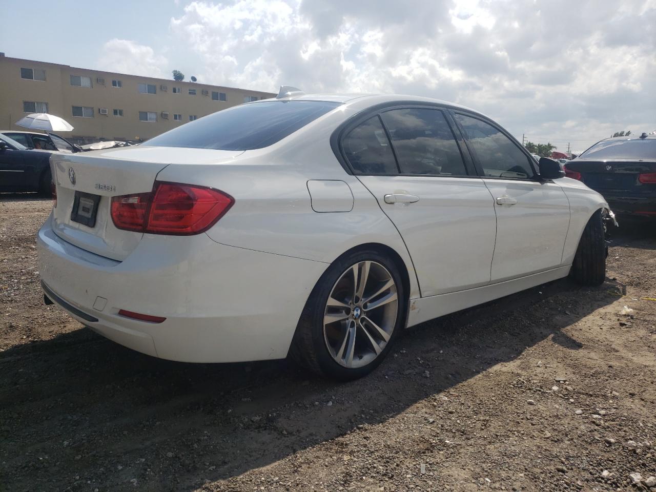 Photo 4 from auction – 2013 BMW 328 I with VIN WBA3A5C58DJ461734