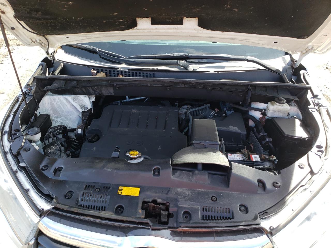 Photo 7 from auction – 2014 TOYOTA HIGHLANDER with VIN 5TDDKRFH6ES056106