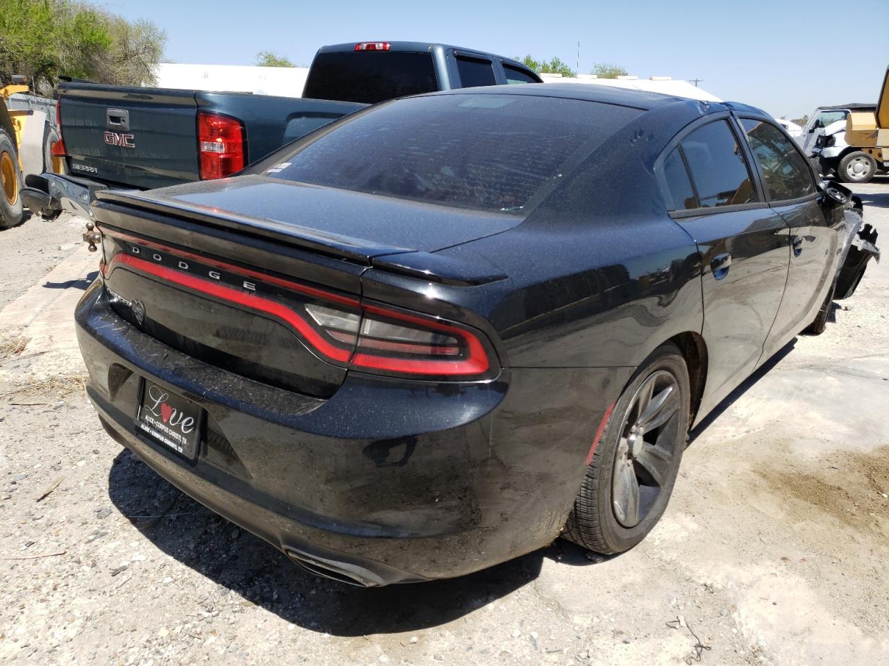 Photo 4 from auction – 2015 DODGE CHARGER SE with VIN 2C3CDXBGXFH883909
