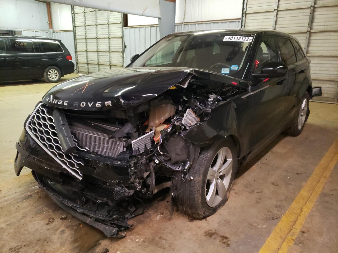 Photo 2 from auction – 2018 LAND ROVER RANGE ROVE with VIN SALYB2RV0JA708485