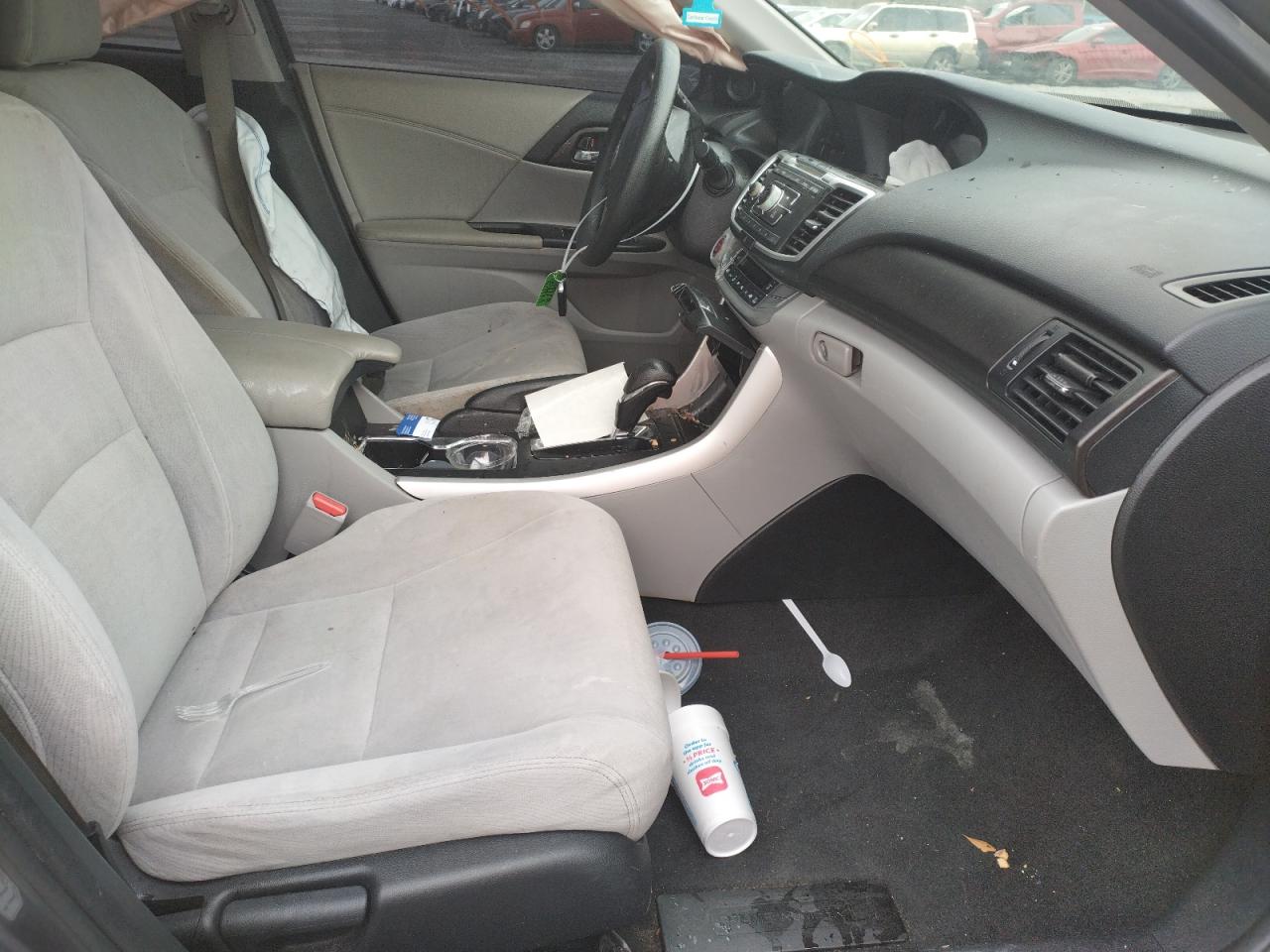 Photo 5 from auction – 2015 HONDA ACCORD EX with VIN 1HGCR2F71FA054950
