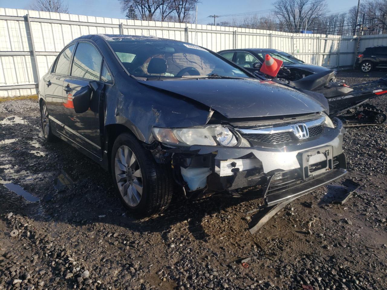 HONDA CIVIC EX 2010 with VIN 2HGFA1F8XAH565509 - Photo from auction