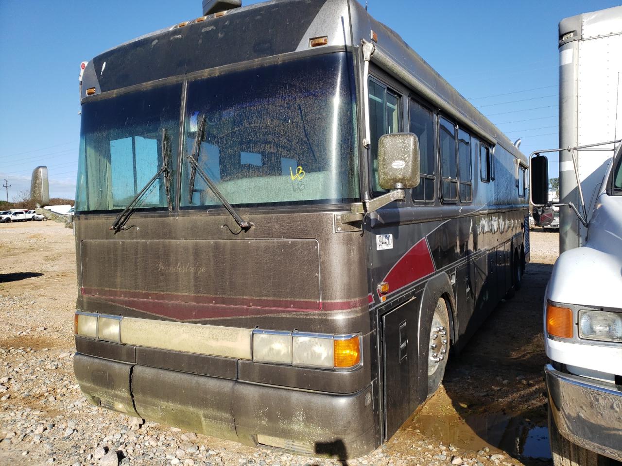 Photo 2 from auction – 1992 BLUE BIRD MPV with VIN 1BBCNBK89NF046675