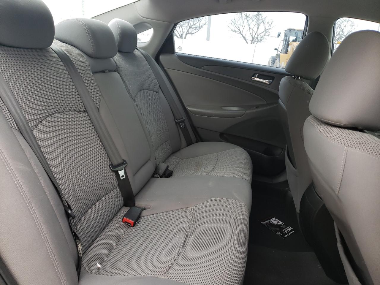 Photo 6 from auction – 2013 HYUNDAI SONATA GLS with VIN 5NPEB4ACXDH789170