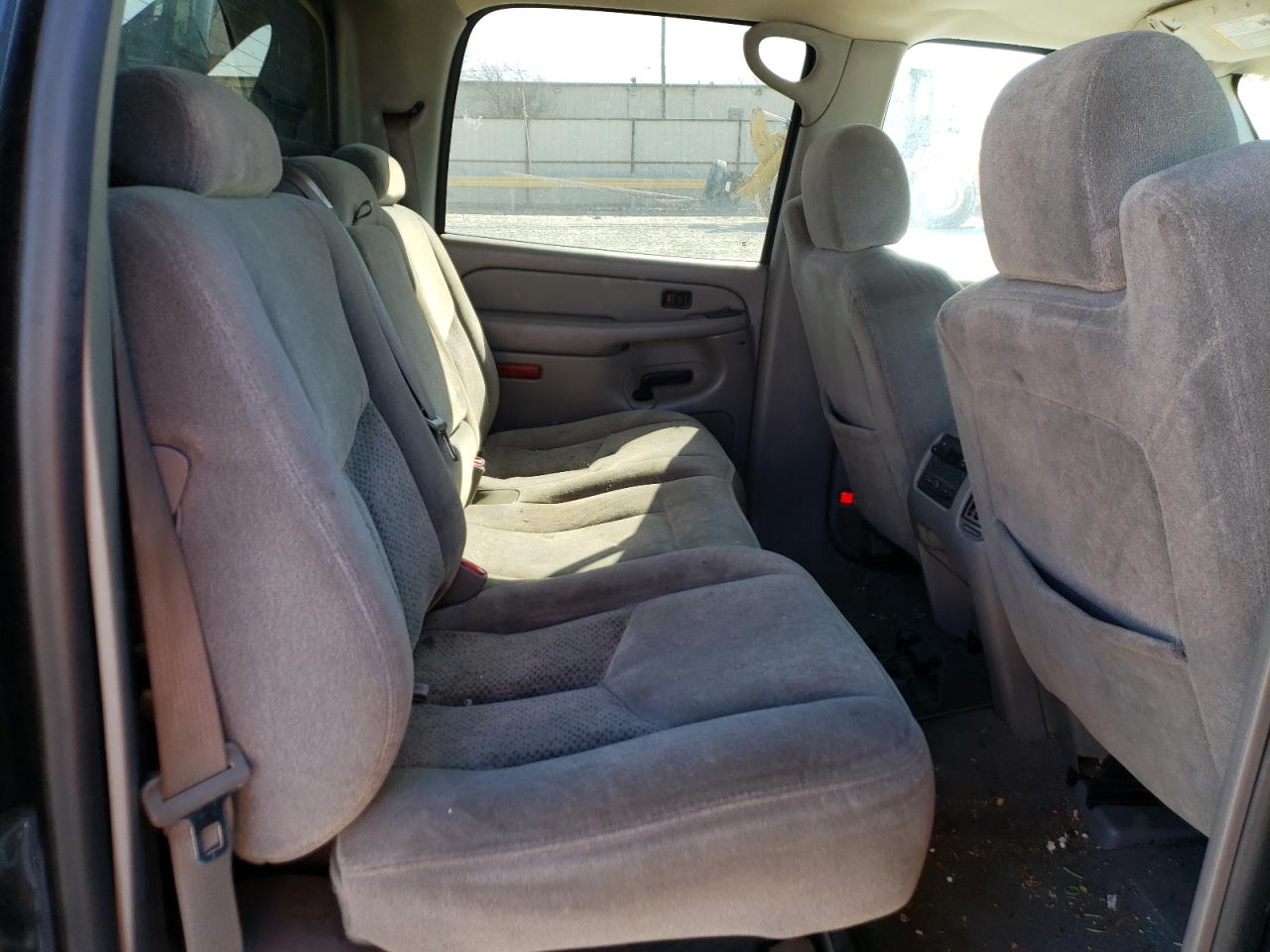 Photo 6 from auction – 2005 CHEVROLET AVALANCHE with VIN 3GNEC12Z55G276344