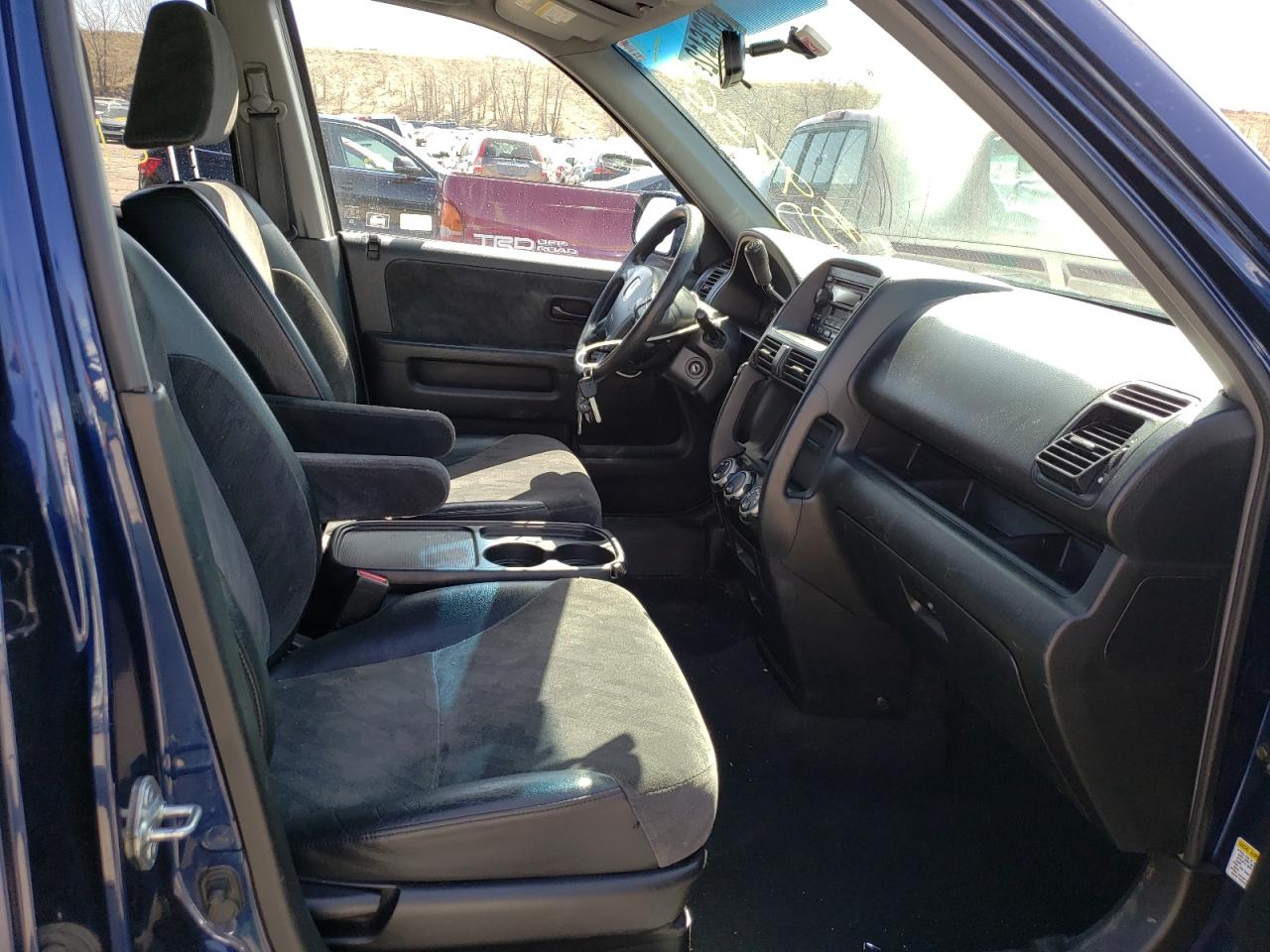 Photo 5 from auction – 2002 HONDA CR-V EX with VIN JHLRD78832C095169