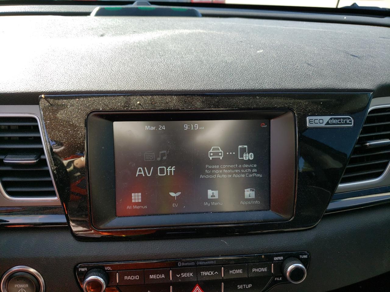 Photo 9 from auction – 2019 KIA NIRO EX with VIN KNDCC3LG9K5023863