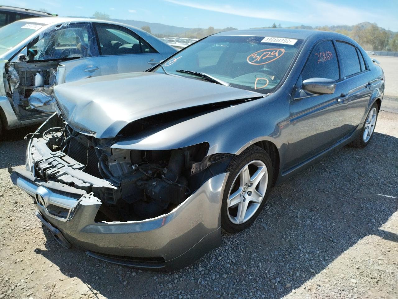 Photo 2 from auction – 2005 ACURA TL with VIN 19UUA66215A022358