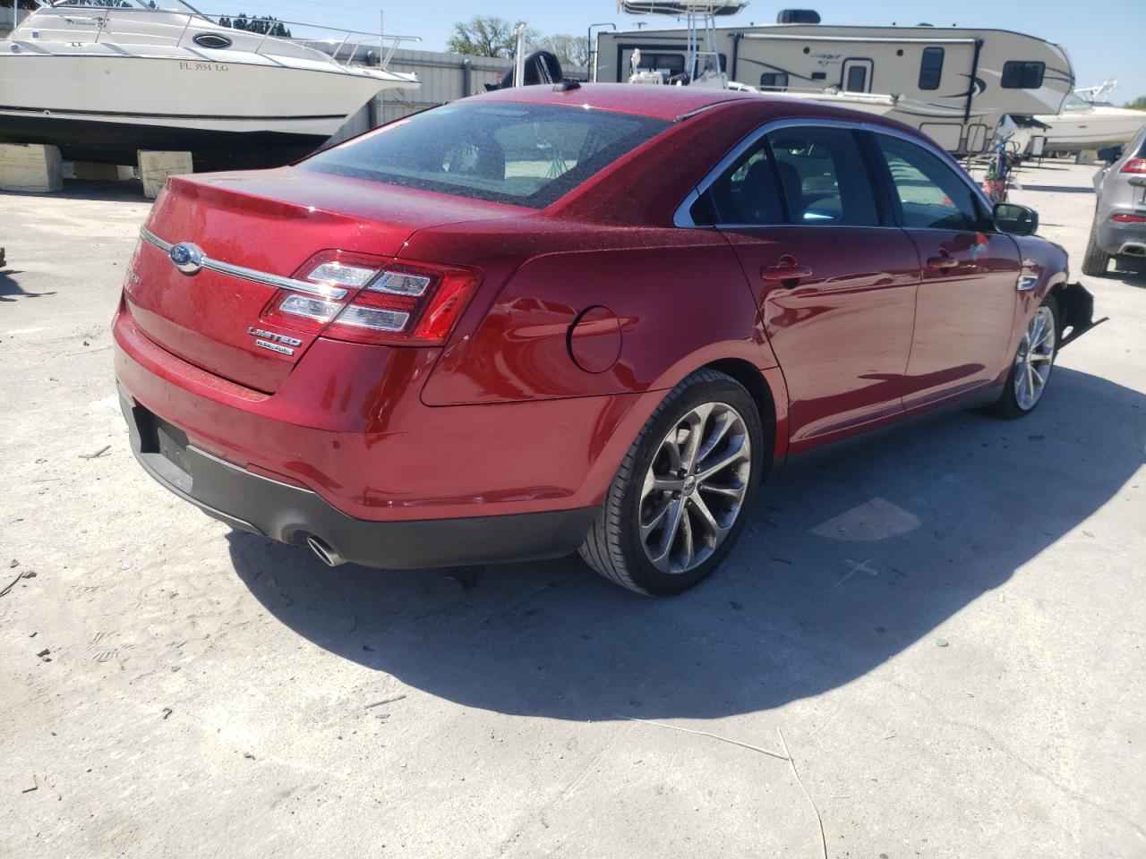 Photo 4 from auction – 2015 FORD TAURUS LIM with VIN 1FAHP2F81FG153404