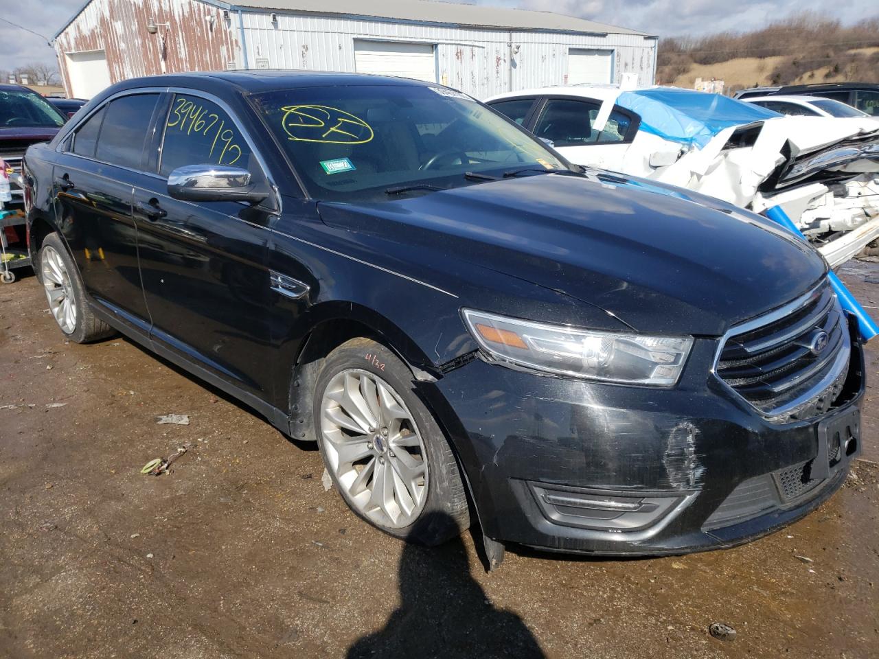 FORD TAURUS LIM 2015 with VIN 1FAHP2F87FG117541 - Photo from auction