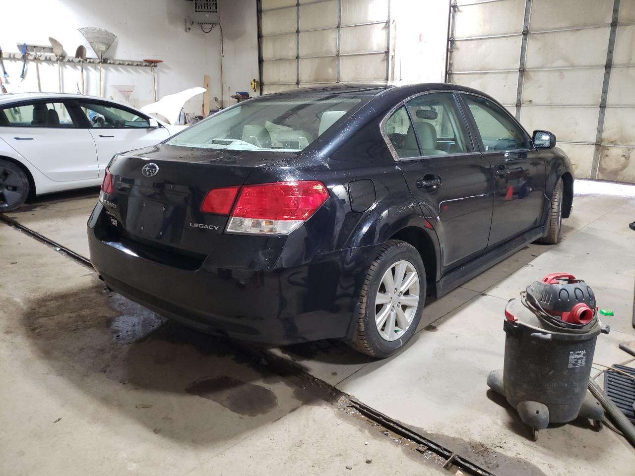 Photo 4 from auction – 2012 SUBARU LEGACY 2.5 with VIN 4S3BMCG68C3032383