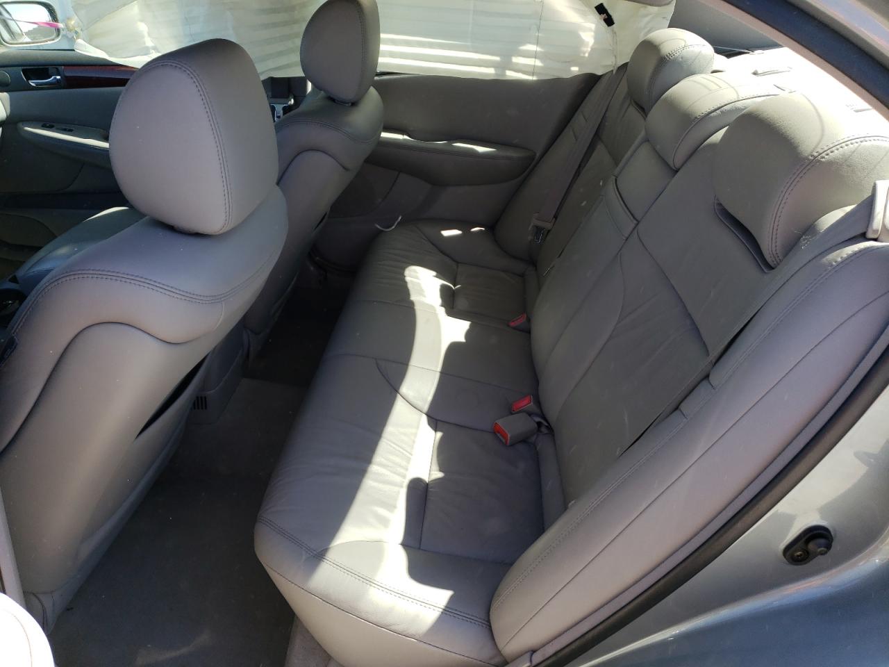 Photo 6 from auction – 2004 LEXUS ES 330 with VIN JTHBA30G845007242