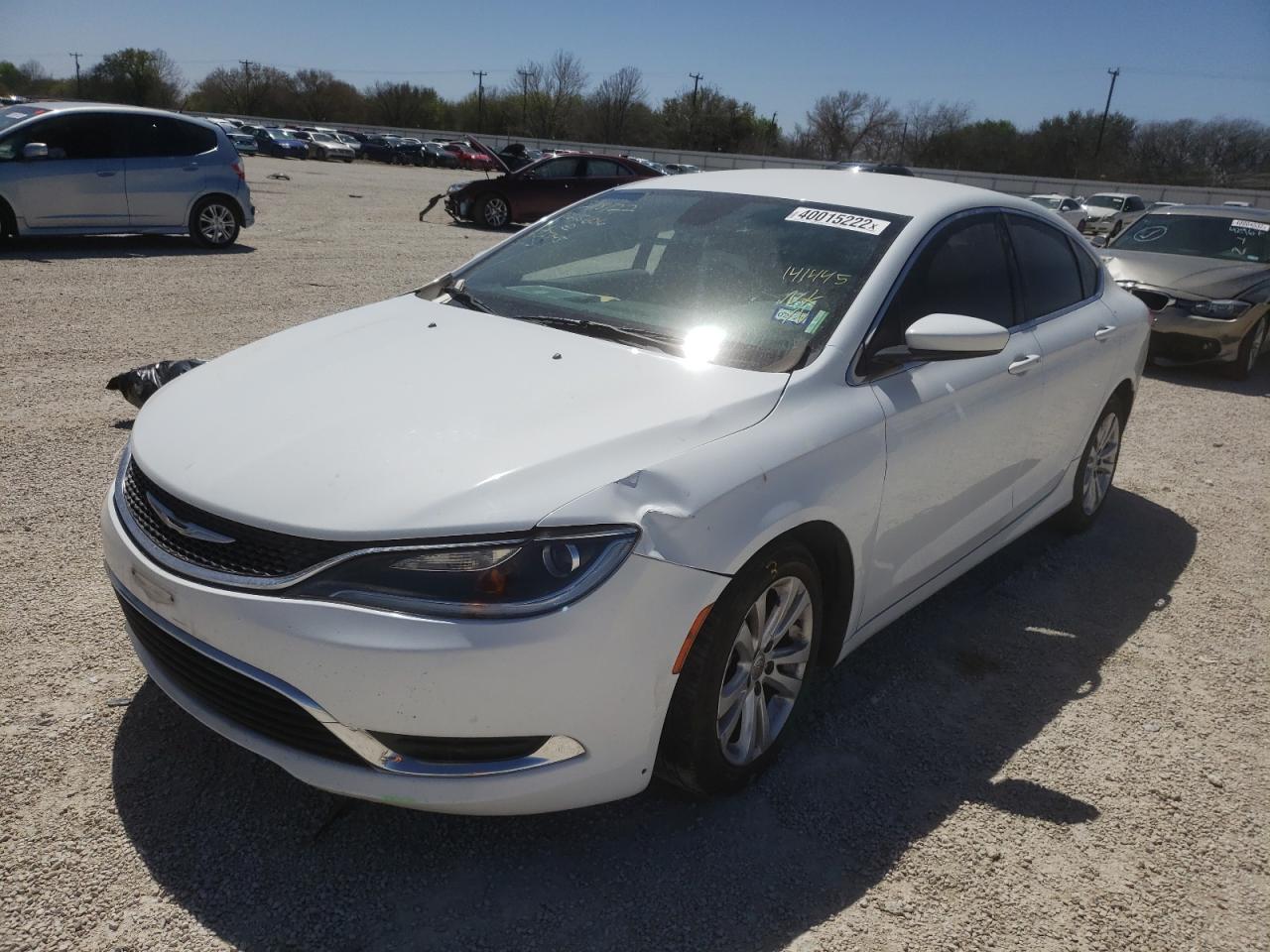 Photo 2 from auction – 2015 CHRYSLER 200 LIMITE with VIN 1C3CCCAB0FN632745