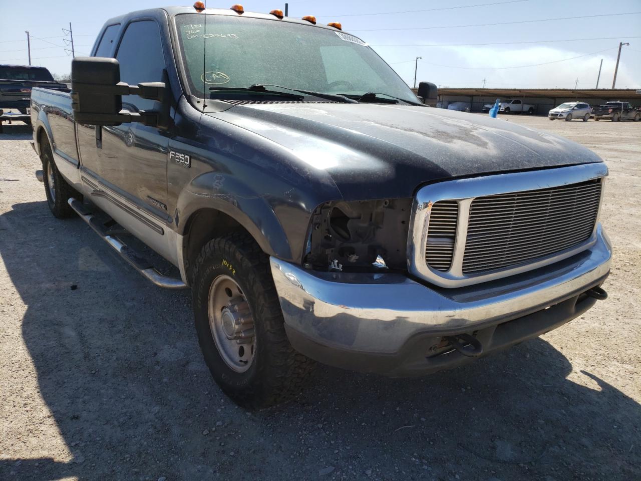 FORD F250 SUPER 2000 with VIN 1FTNX20F7YEE20693 - Photo from auction