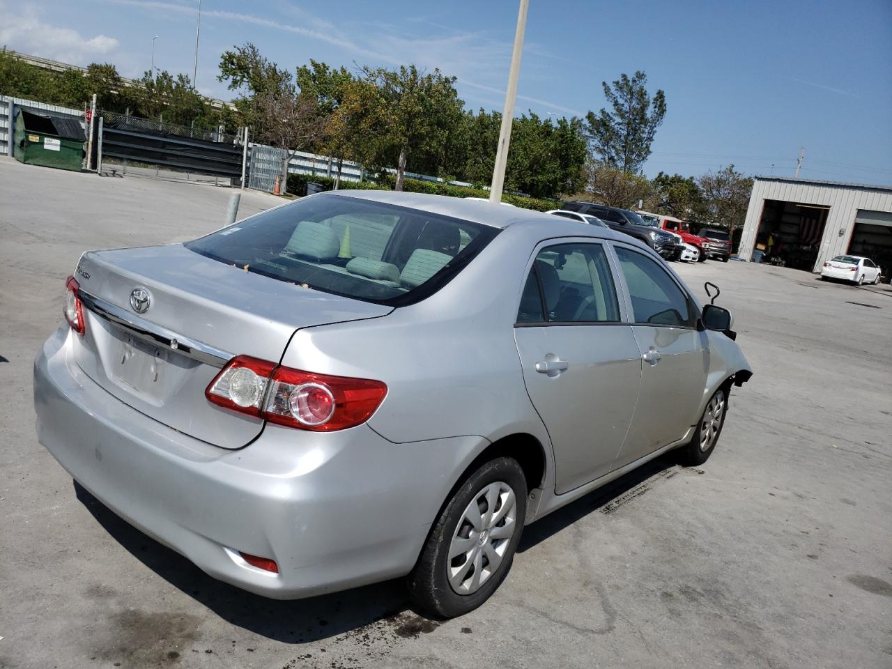 Photo 4 from auction – 2012 TOYOTA COROLLA BA with VIN 2T1BU4EE0CC869541